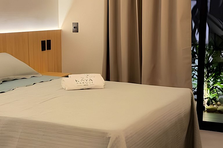 Kaya Parque | Flat 04 com cama de massagem